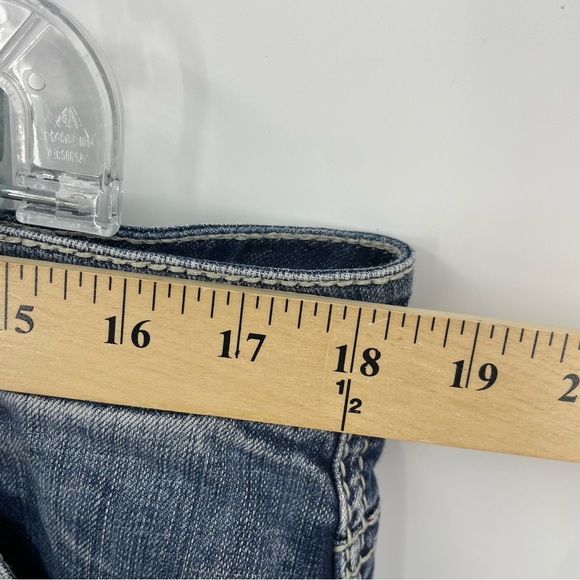 Wired Heart Womens Jeans Wide Leg Sz 34 Studded Gem Cross Back Pockets long tall - Picture 5 of 9